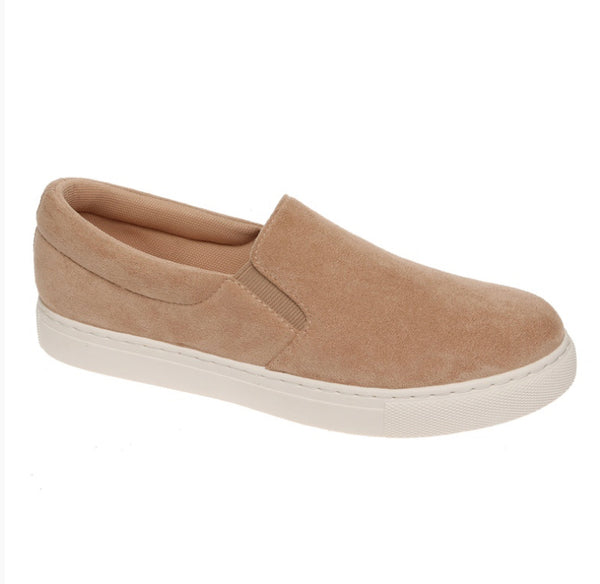 Traveler Sneaker